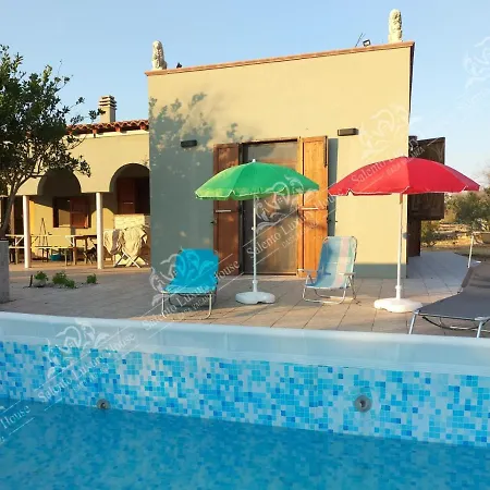 Semesterbostad Luxury 21 Parabita
